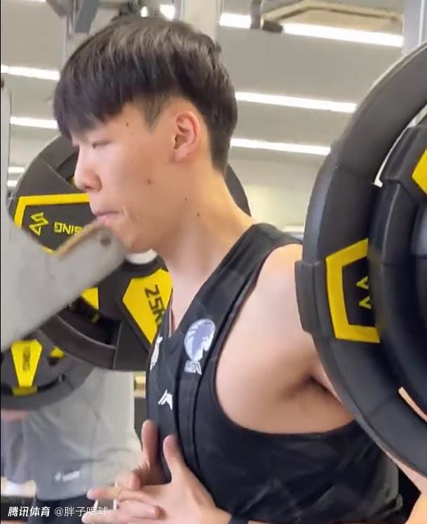 播放日韩一级黄色片